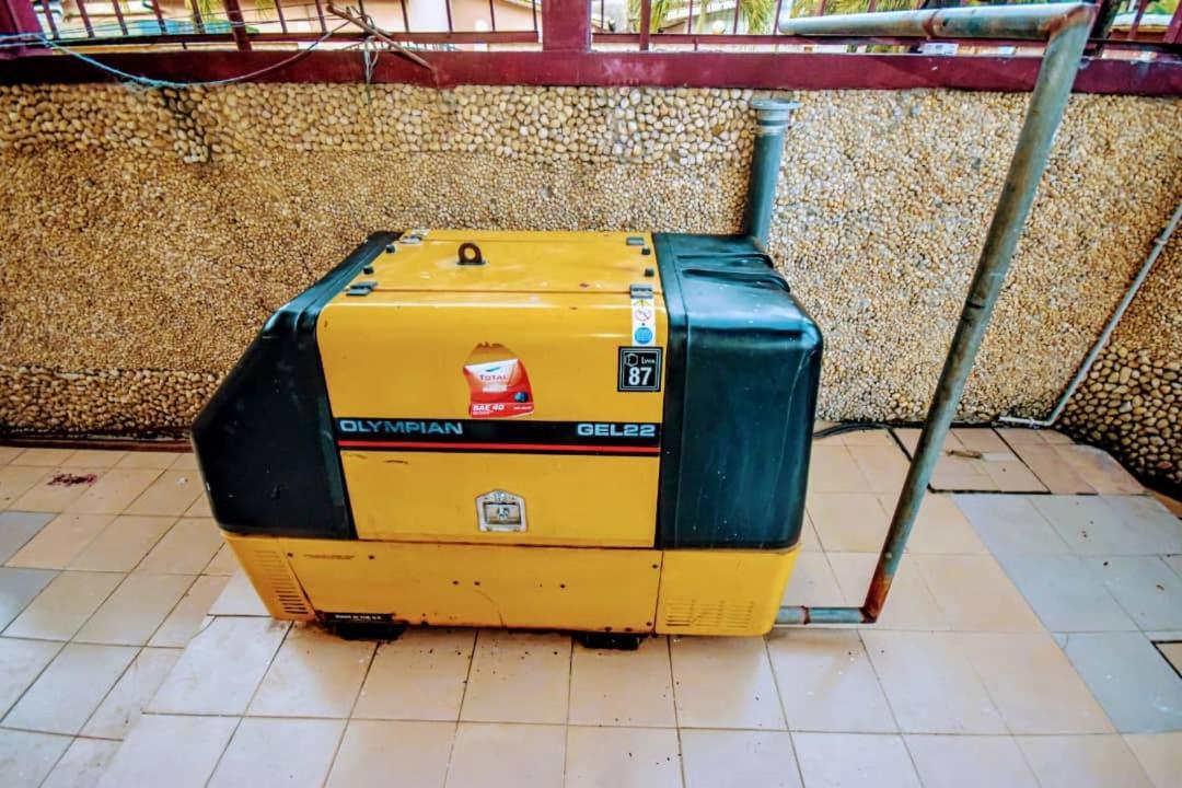 Stone House - Makepe, Douala Aparthotel Exterior foto