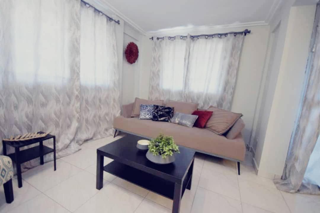 Stone House - Makepe, Douala Aparthotel Exterior foto